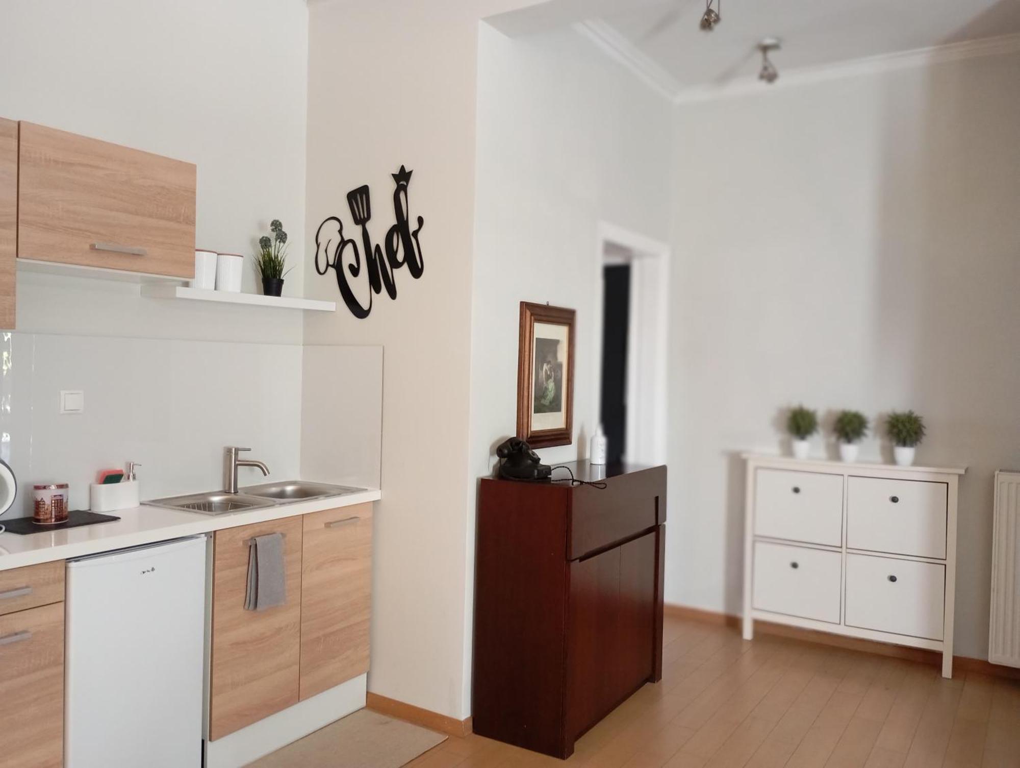 Tiny Little Suite Афины Экстерьер фото